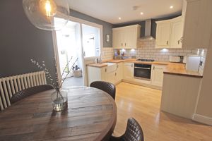 Dining Kitchen- click for photo gallery